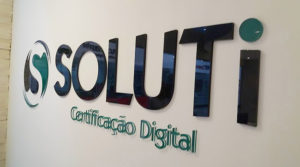 Letra Caixa em Acrílico